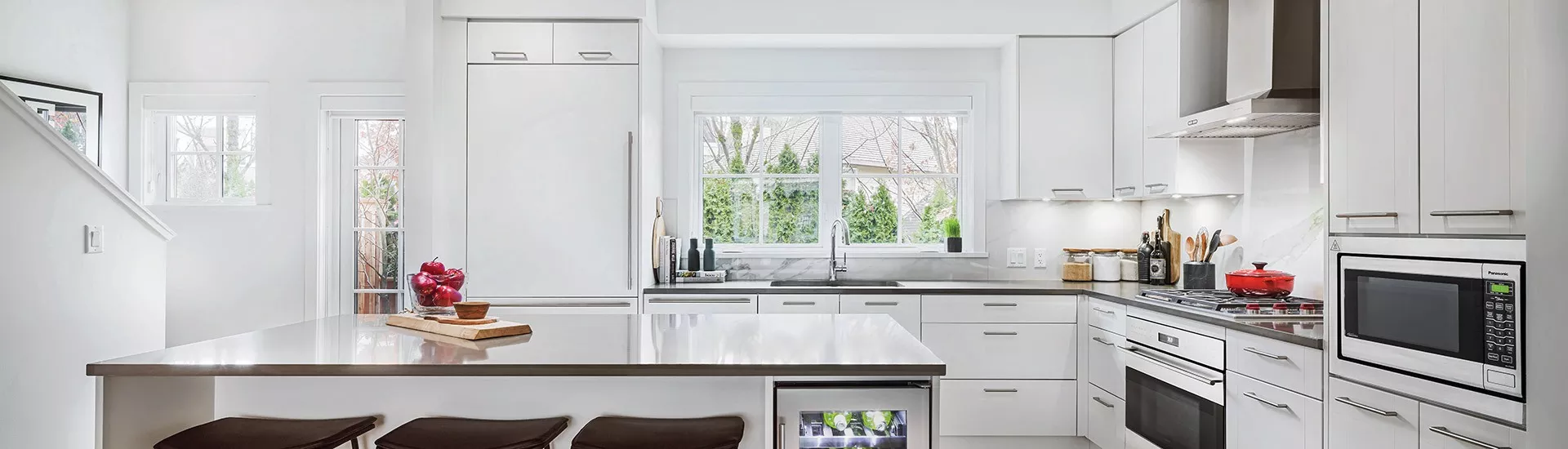 LARGE Edgemont Walk by Boffo Properties Kitchen
